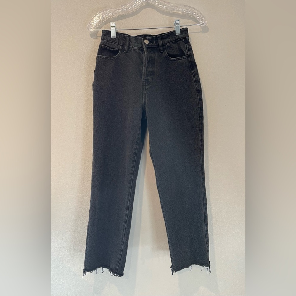 Women’s Pacsun Black High‎ Rise Straight Jean In Size 24